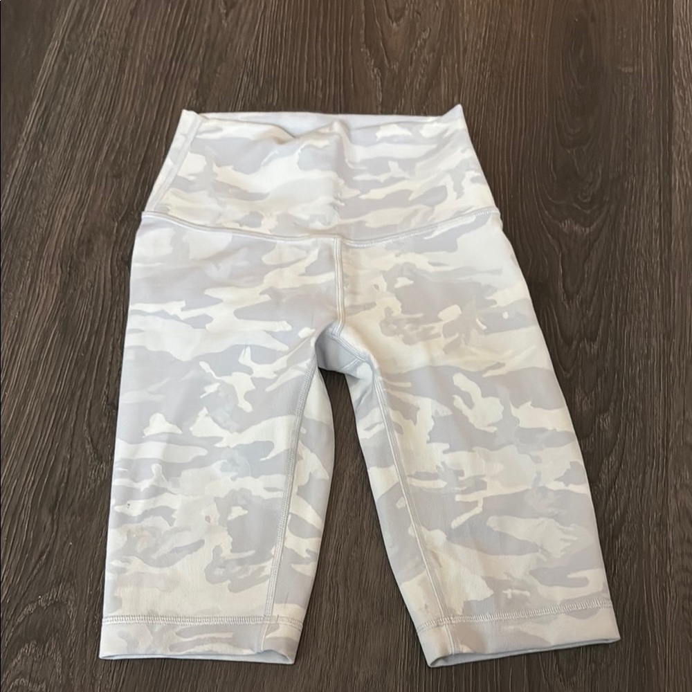 Women’s Camo Print biker shorts